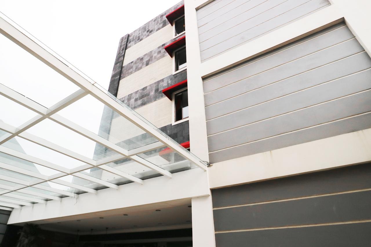 Raja Residence ジャカルタ エクステリア 写真